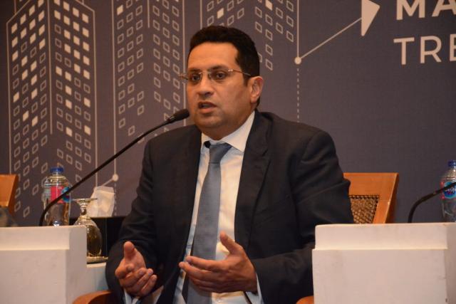 أحمد إمام