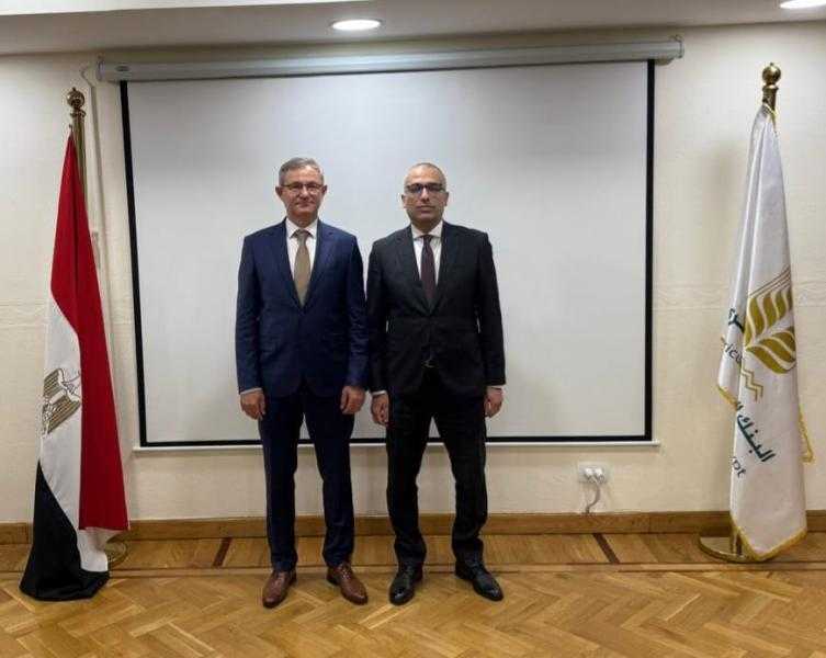 البنك الزراعي المصري يستقبل وزير زراعة جمهورية صربيا لتعزيز التعاون والاطلاع على جهود البنك في دعم التنمية الزراعية