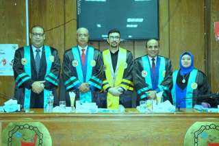 نائب رئيس جامعة سوهاج لشئون خدمة المجتمع وتنمية البيئة رئيسا ومناقشاً لرسالة ماجستير فى المناهج وطرق تدريس التربية الفنية