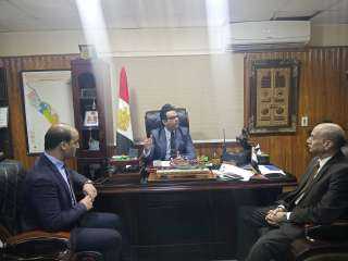 «دويدار» يلتقي مدير مستشفى طهطا العام لبحث سبل الارتقاء بالخدمات الصحية المقدمة للمواطنين