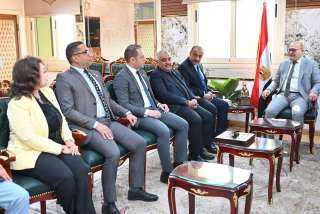 في لقاء هام لبحث أليات التعاون المشترك بين روتاري جنوب الوادي و... في لقاء هام لبحث أليات التعاون المشترك بين روتاري جنوب الوادي و جامعة سوهاج