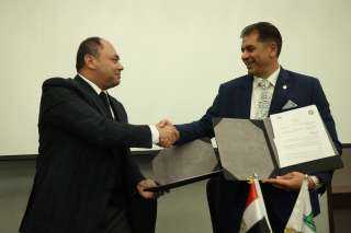 هيئة تنمية الصعيد توقع مذكرة تفاهم مع مجموعة شركات دوترا لتعزيز التصنيع... هيئة تنمية الصعيد توقع مذكرة تفاهم مع مجموعة شركات دوترا لتعزيز التصنيع الزراعي بمحافظات الصعيد في إطار توجيهات القيادة السياسية بدعم التنمية الإقتصادية الشاملة بمحافظات صعيد مصر،