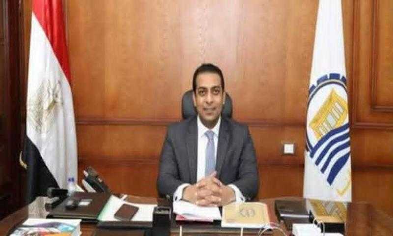 أسرة التحرير يهنئون الدكتور حازم عمر بمناسبة تجديد الثقة نائبا لمحافظ قنا