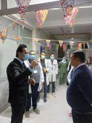 دويدار يجري زيارة مفاجئة لمستشفى حميات سوهاج للإطمئنان علي سير و انتظام العمل و جودة الخدمة الصحية المقدمة