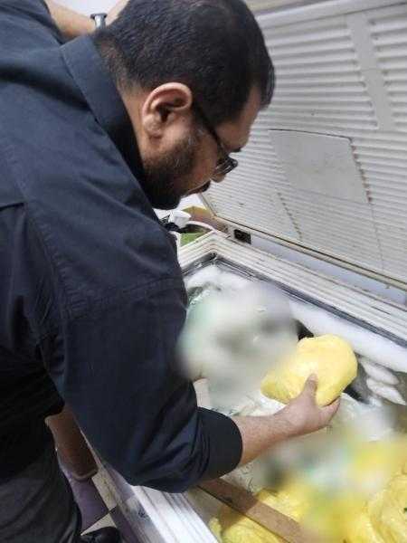 صحة سوهاج   ضبط ما يقرب من طن مواد غذائية  يُشتبه في عدم صلاحيتها بجرجا