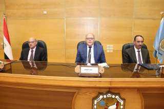 في رحاب جامعة سوهاج.. محافظ الإقليم ورئيس الجامعة يشهدان حفل تكريم أوائل الثانوية العامة والأزهرية