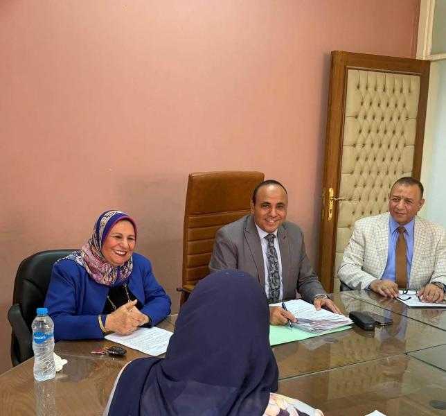 *رئيس جامعة سوهاج يوجّه بتعظيم الأثر المجتمعي للجامعة.. ومجلس خدمة المجتمع يقرّ الخطة السنوية ويطلق مسابقة «أفضل كلية صديقة للبيئة» ويستعد للأسبوع البيئي العاشر